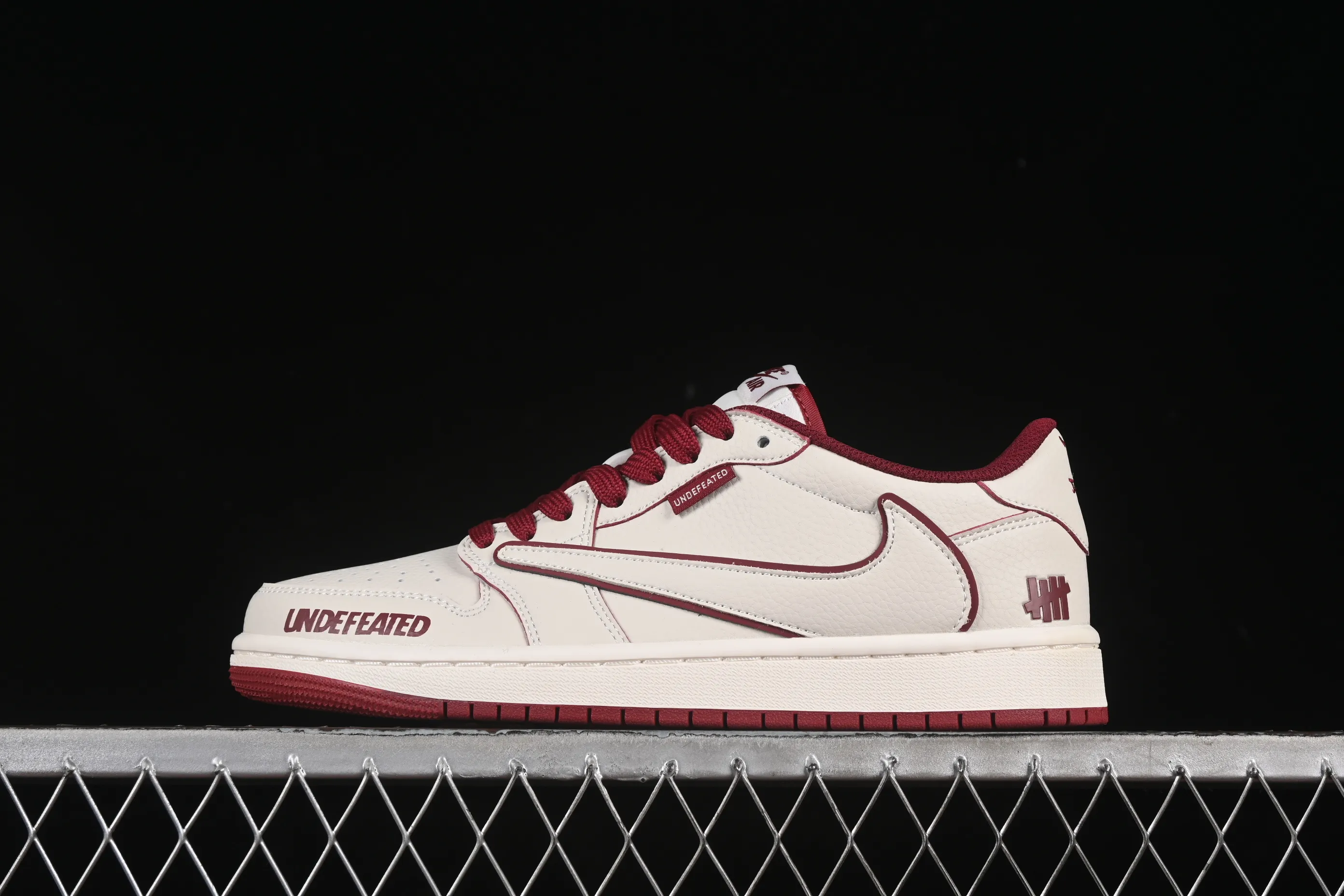 All categories Air Jordan Jordan series basketball shoes Air Jordan 1 Low high-end customized low-top sneakers Travis Scott x Fragment Design x Air Jordan 1 Low OG SP AJ1 joint model low-top cultural casual sneakers DF1845-536